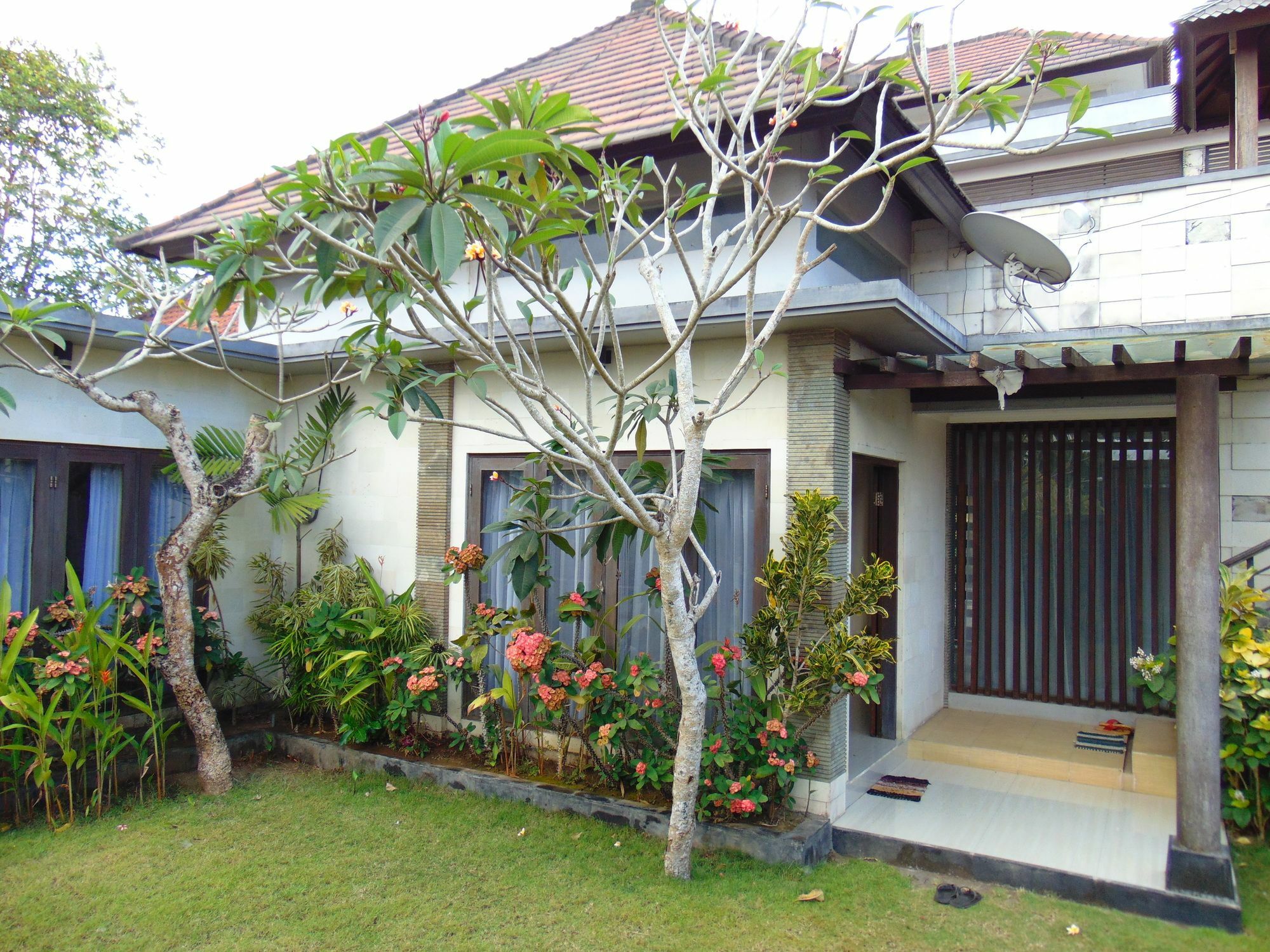 Pecatu Baik Baik Homestay מראה חיצוני תמונה